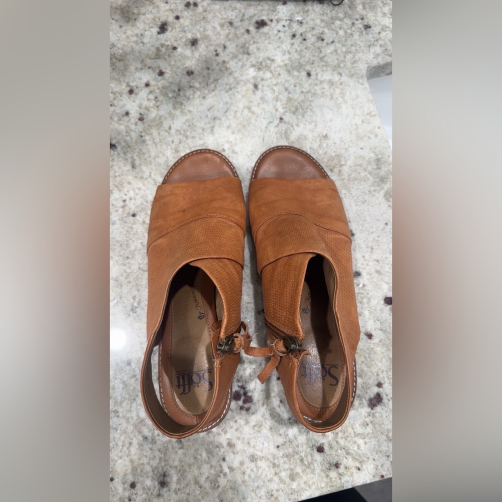Sofft Leather Sandals